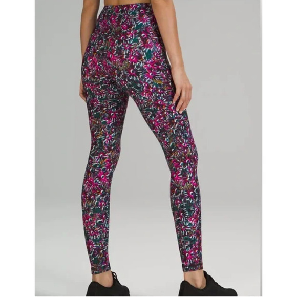 Lululemon Womens Base Pace HR Leggings 28" Size 2 Floral Pilates Workout Run NEW - Picture 1 of 10